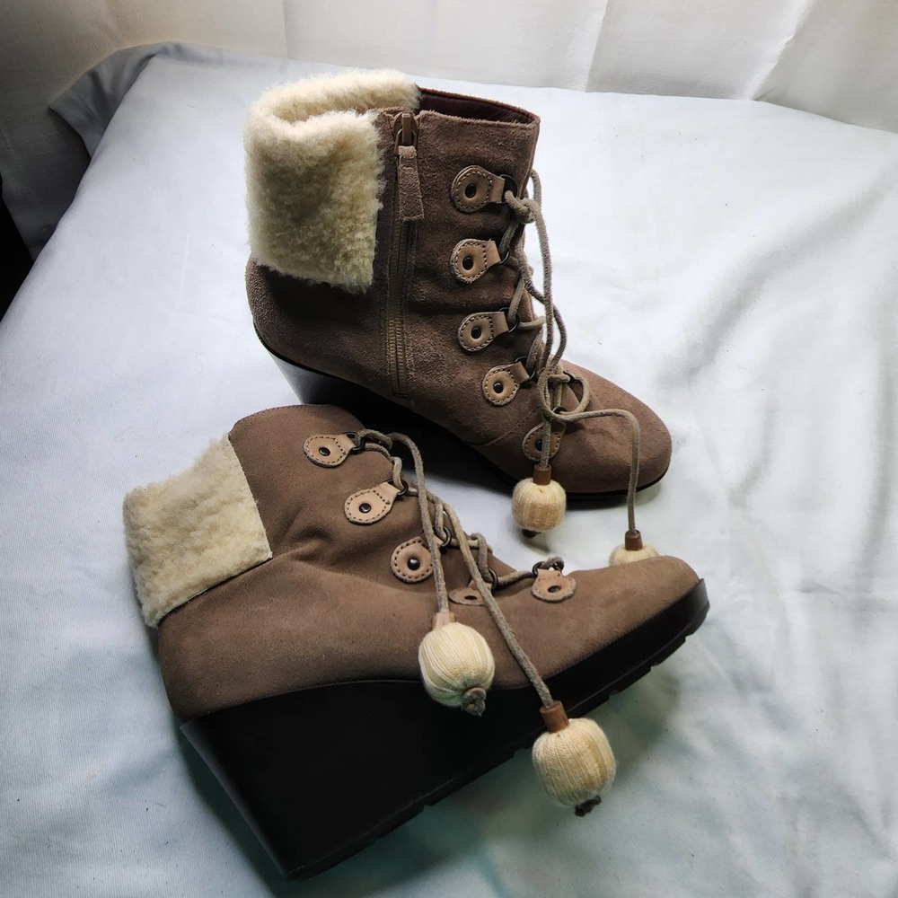 Cole Haan x Nike Air Talish Suede Shearling Lace Up Waterproof Wedge Boots 8.5